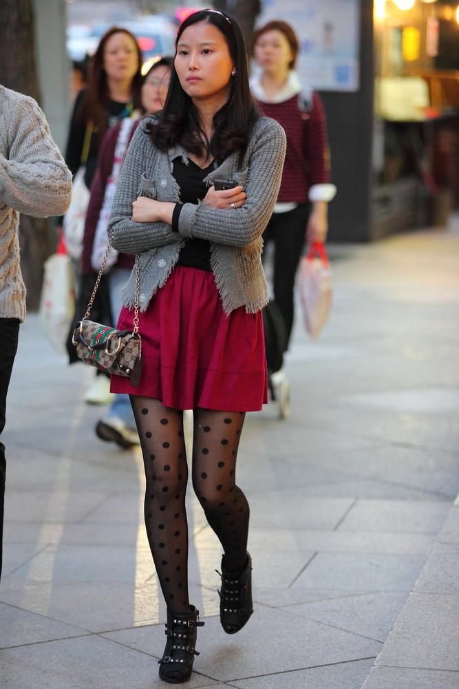 25P Street Pantyhose - Real Life Asian Cunts
