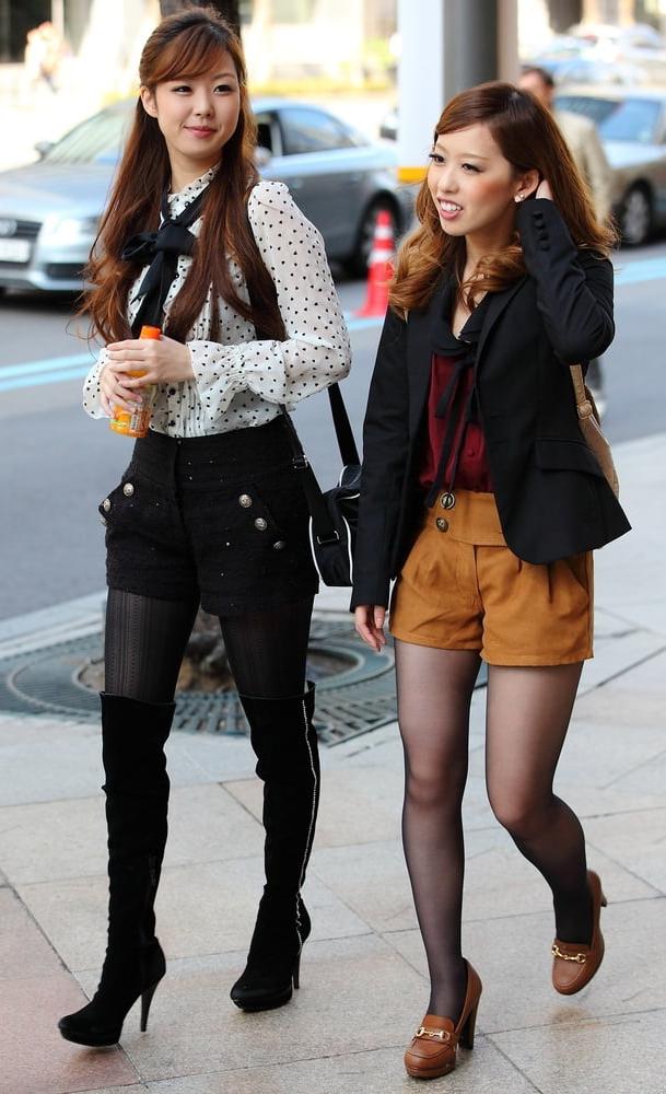 25P Street Pantyhose - Real Life Asian Cunts