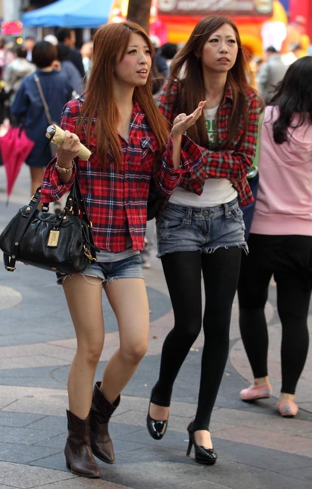 25P Street Pantyhose - Real Life Asian Cunts
