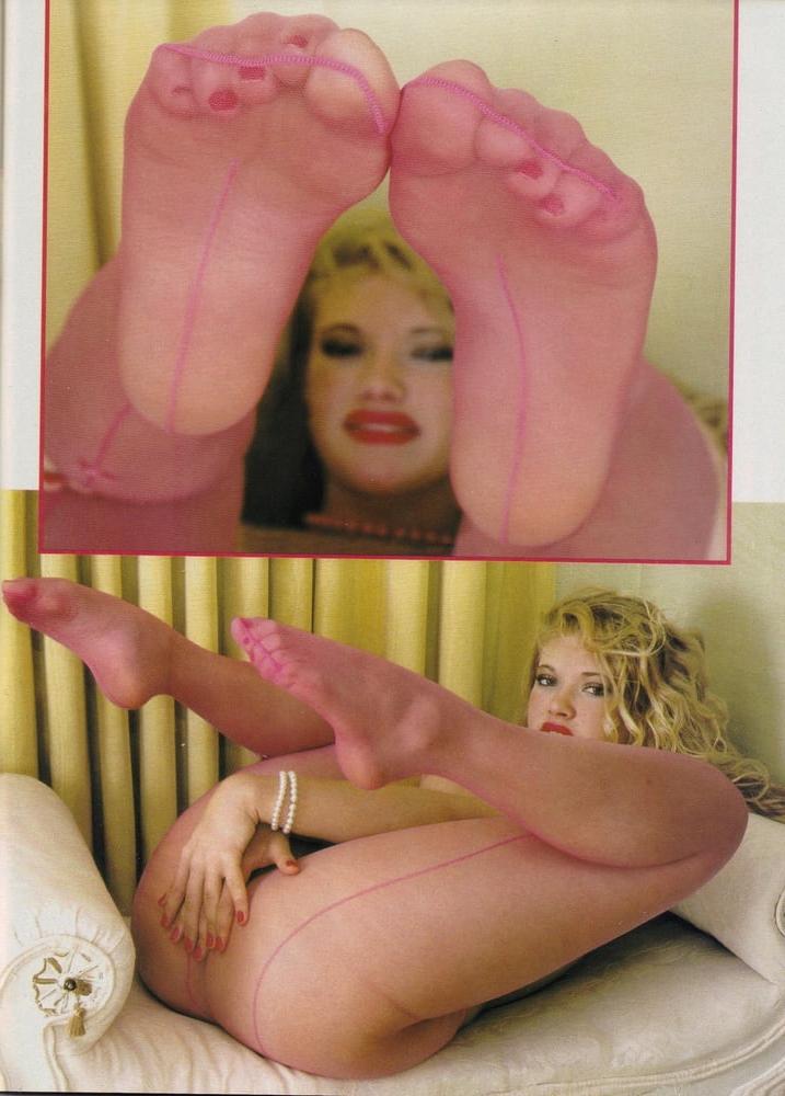 8P Leg Show Magazine - Blonde, Heels, &amp; Pantyhose