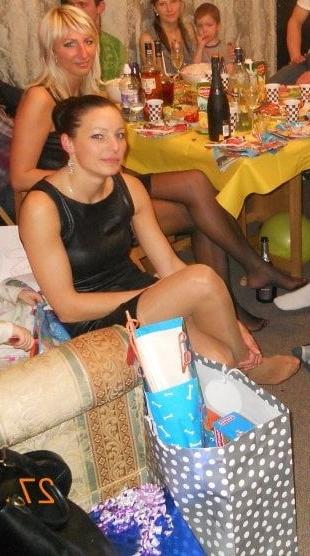 25P sexy females in tights pantyhose nylons 79