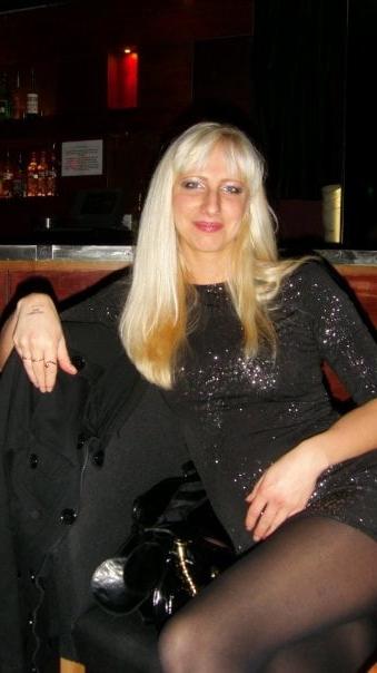 25P sexy females in tights pantyhose nylons 79