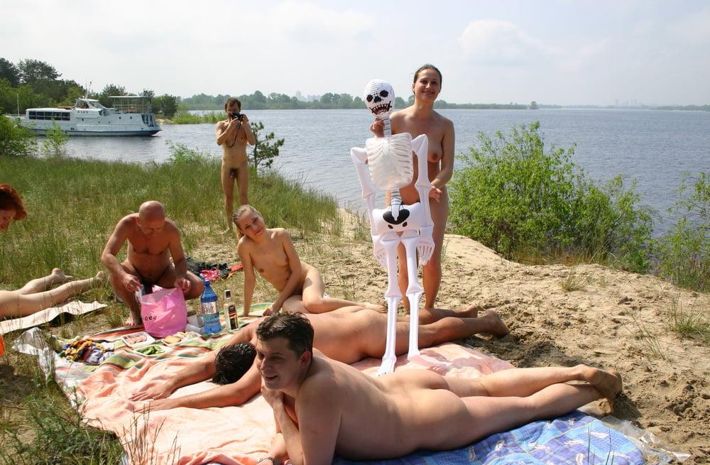 15P Outdoor Nudity by Nackedei 078