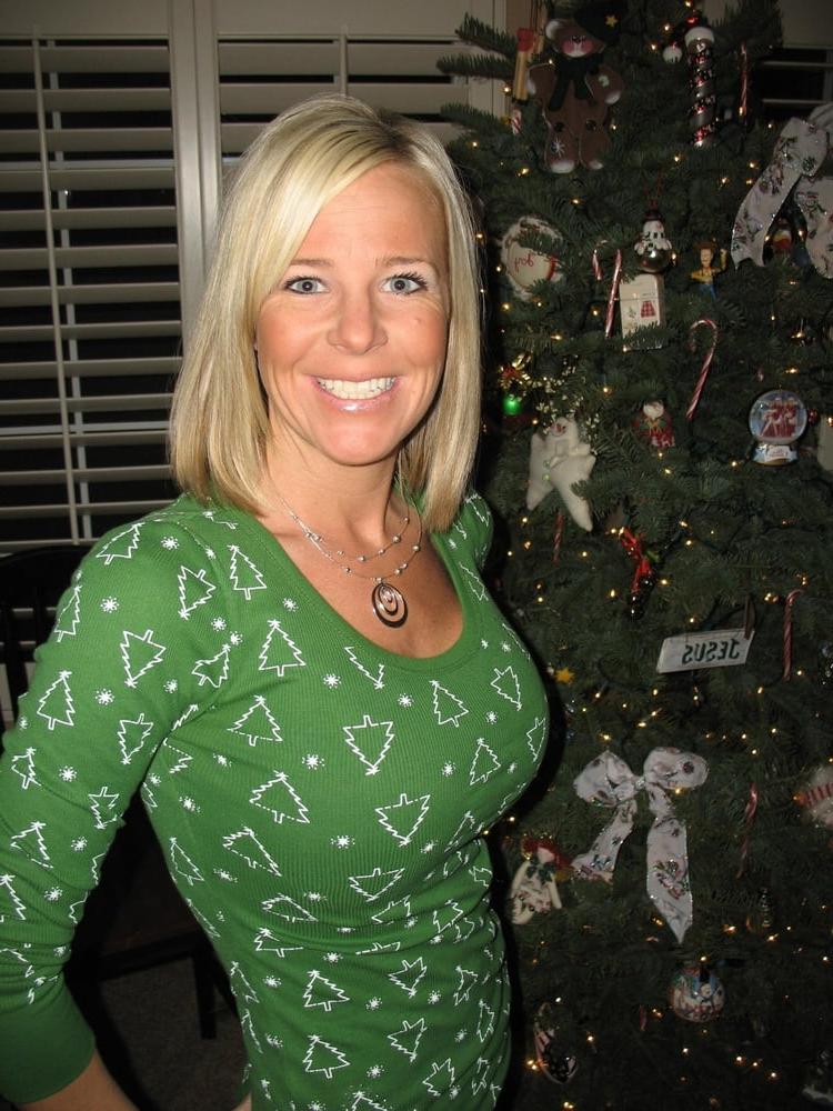 22P Busty Butter