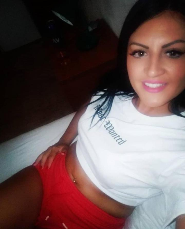 25P Serbian girl - Marija perverzna ukrucuje kurac- za komentare