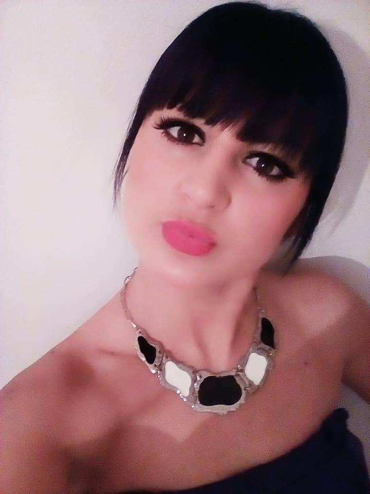 25P Serbian girl - Marija perverzna ukrucuje kurac- za komentare