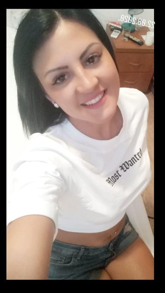 25P Serbian girl - Marija perverzna ukrucuje kurac- za komentare