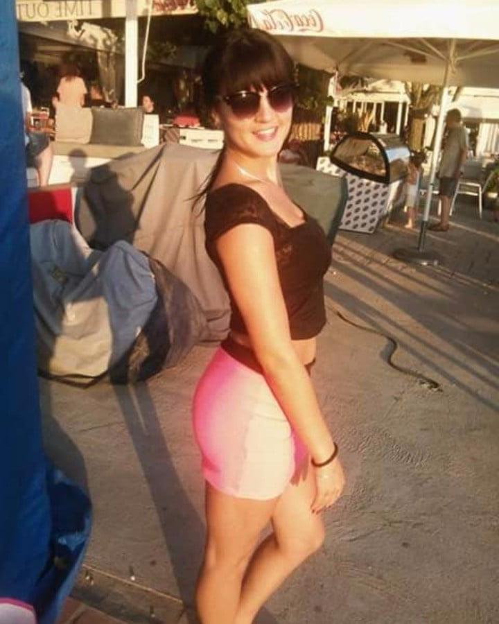 25P Serbian girl - Marija perverzna ukrucuje kurac- za komentare