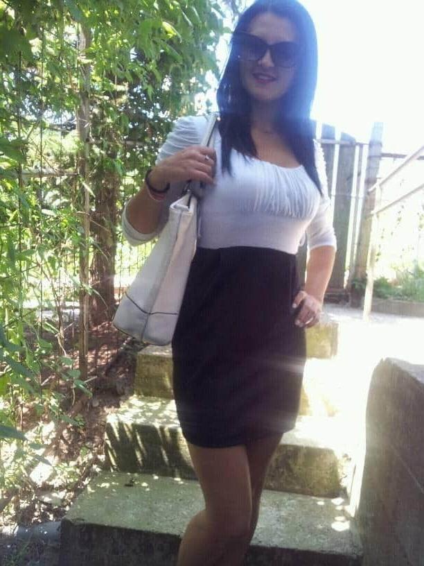 25P Serbian girl - Marija perverzna ukrucuje kurac- za komentare