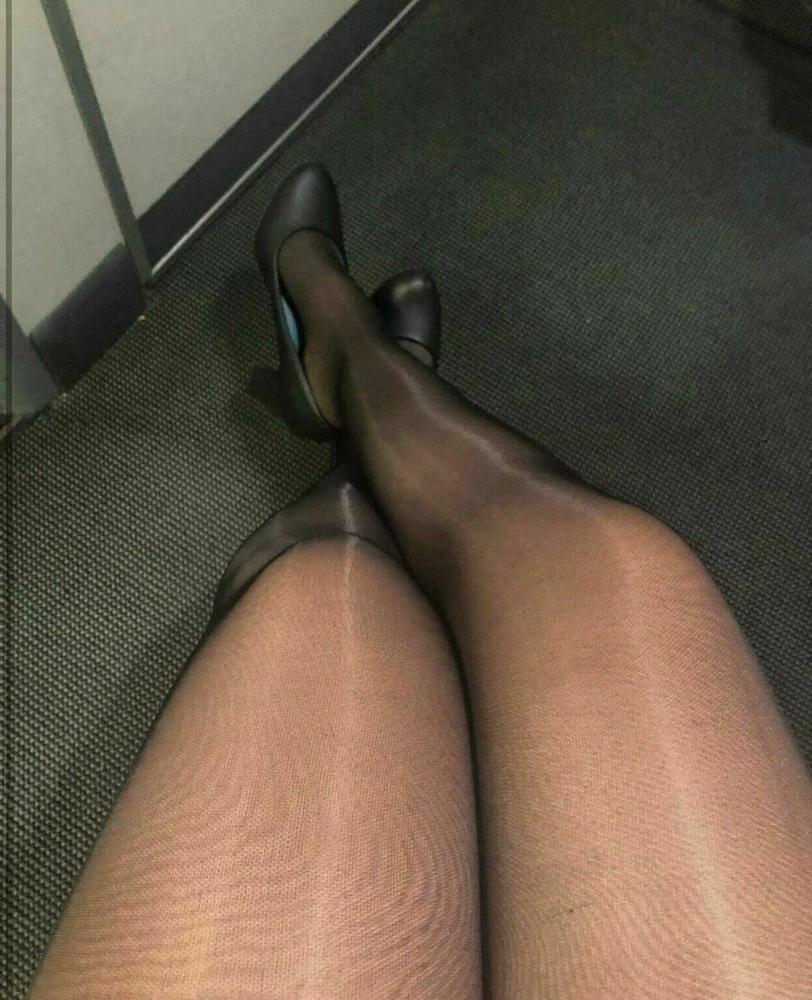 25P Amateur Pantyhose 10