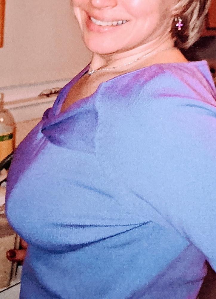 25P fullheavy ,A Lovely Busty LADY !!!