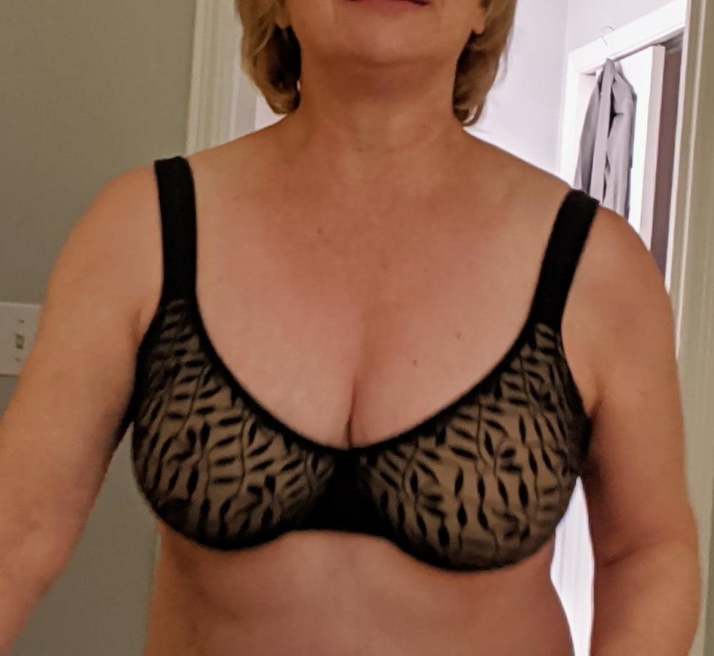 25P fullheavy ,A Lovely Busty LADY !!!