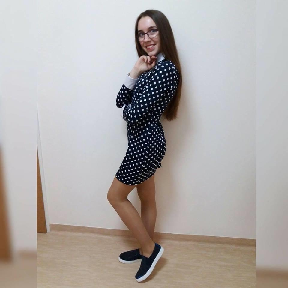25P sexy females in tights pantyhose nylons 74