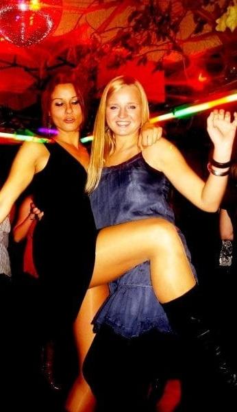 25P sexy females in tights pantyhose nylons 74