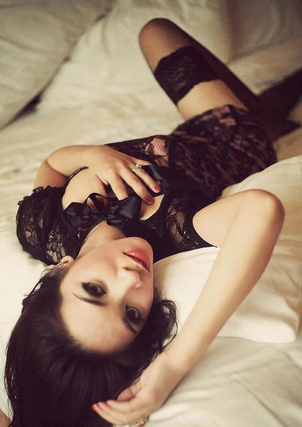 25P sexy females in tights pantyhose nylons 74