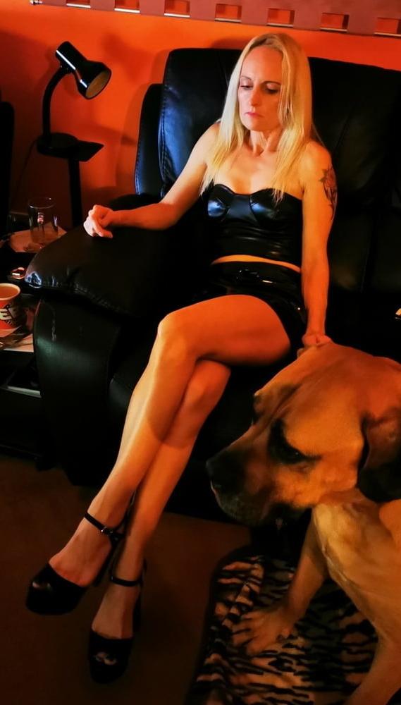 25P Dirty Slut Sophie Exposed