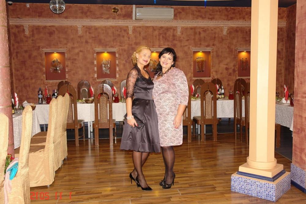25P sexy females in tights pantyhose nylons 76