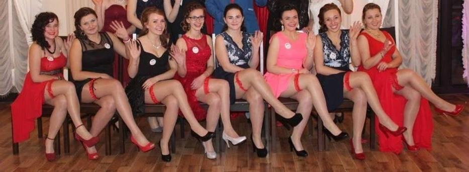 25P sexy females in tights pantyhose nylons 76
