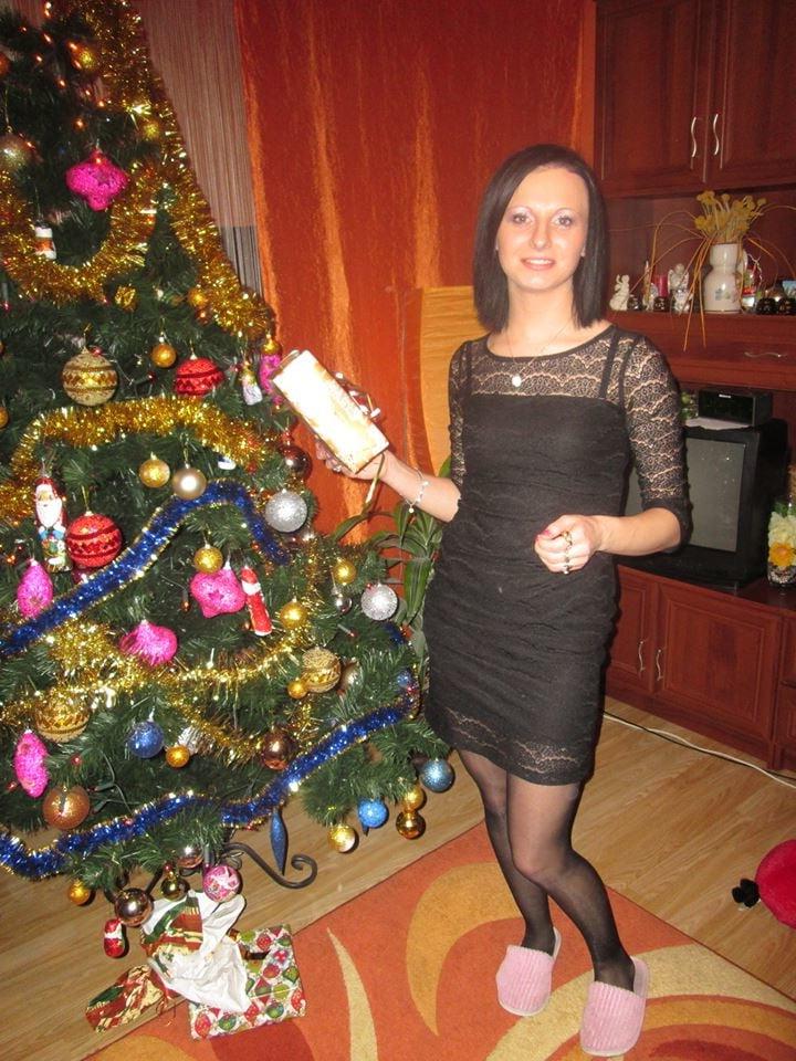 25P sexy females in tights pantyhose nylons 76