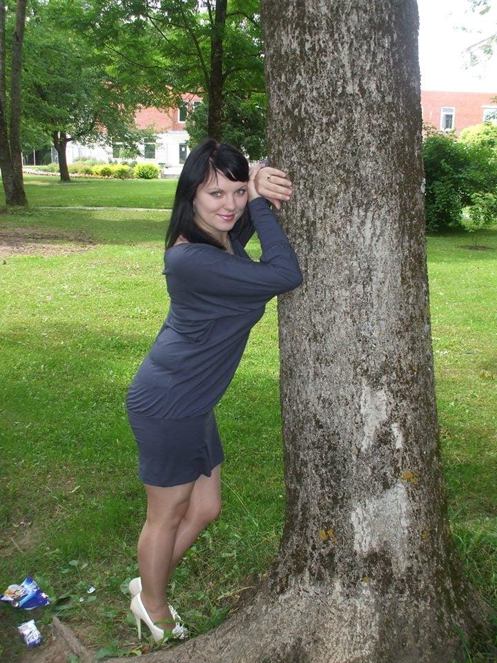 25P sexy females in tights pantyhose nylons 76