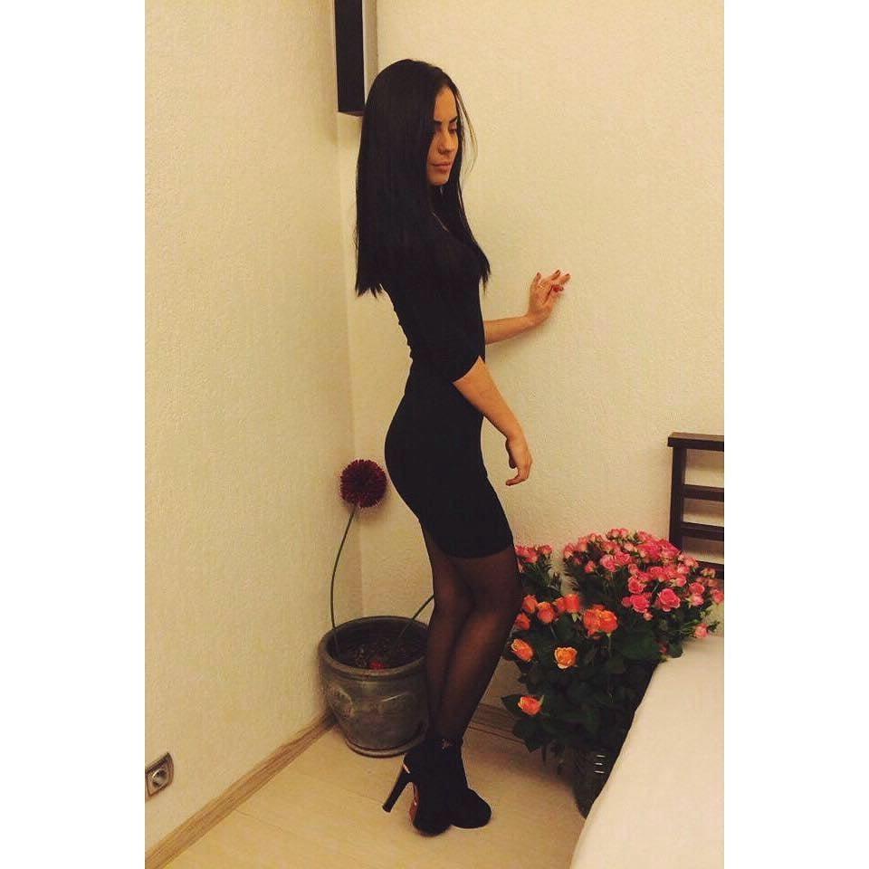 25P sexy females in tights pantyhose nylons 76