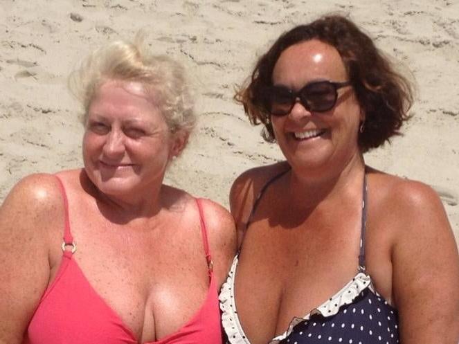25P Mature Women in One Piece Swimsuits (set 3)