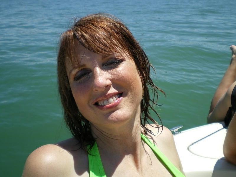 25P Mature Women in One Piece Swimsuits (set 3)