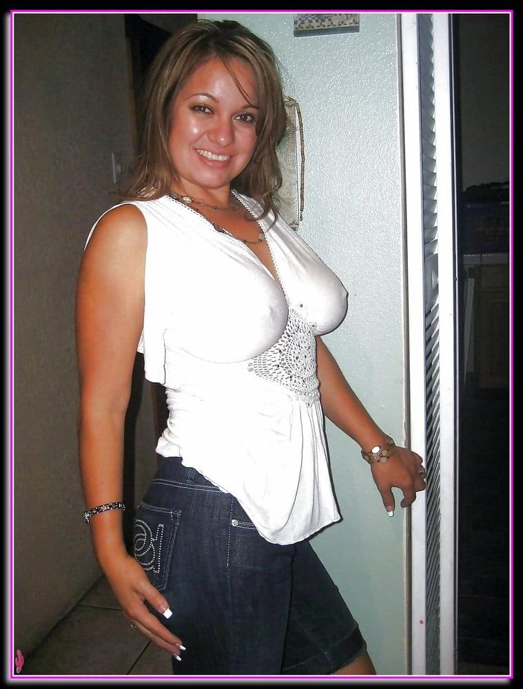 25P Mature nylons and high heels milfs
