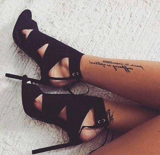 21P Heels