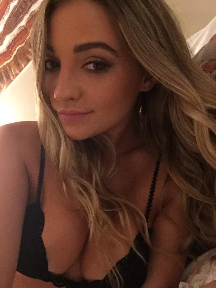 25P Shannon's Perfect Body Exposed