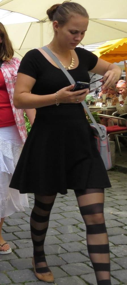 25P Street Pantyhose - BritTrash in Tights