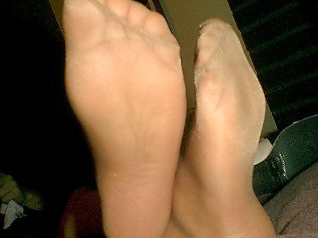25P hotwife in pantyhose and stockings