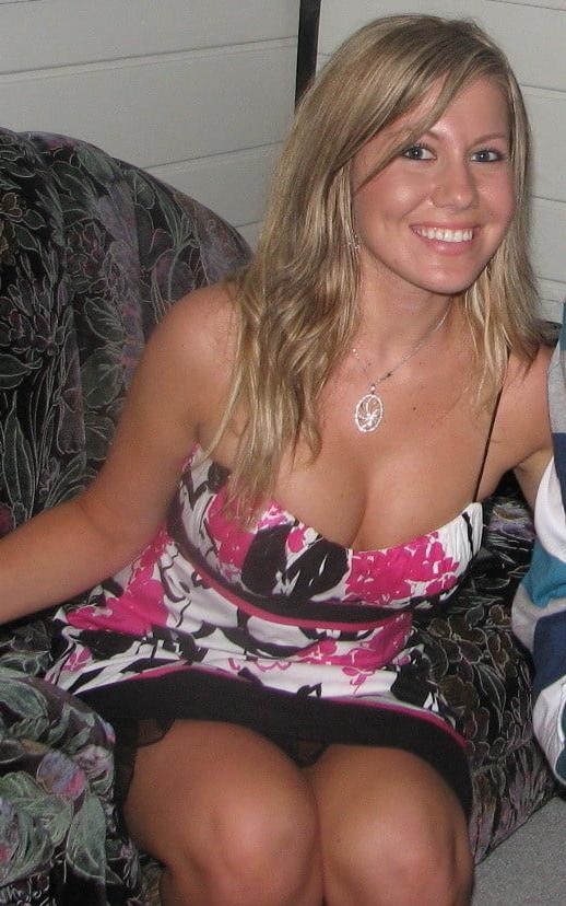 25P Mommy always lets me look up her dress