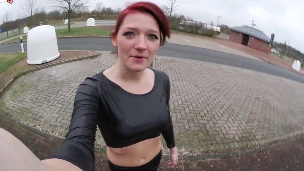 12P cumslut outdoor