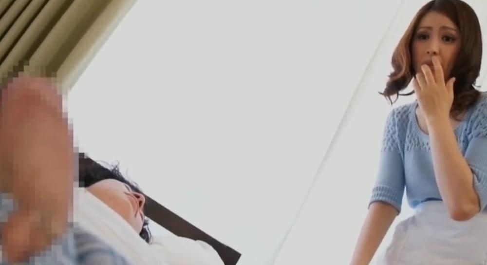17P Japanese watching dick reaction
