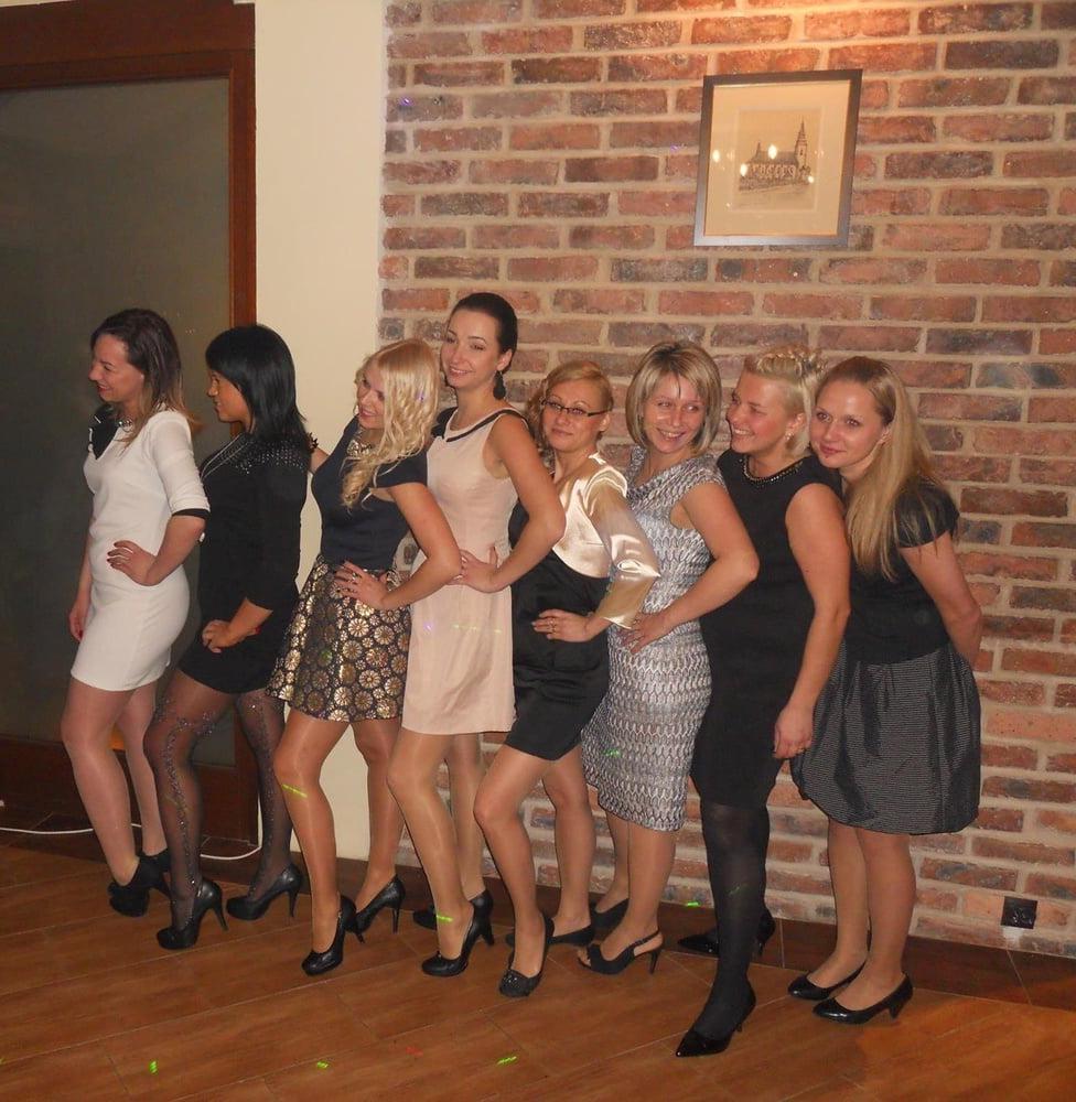 25P sexy females in tights pantyhose nylons 73