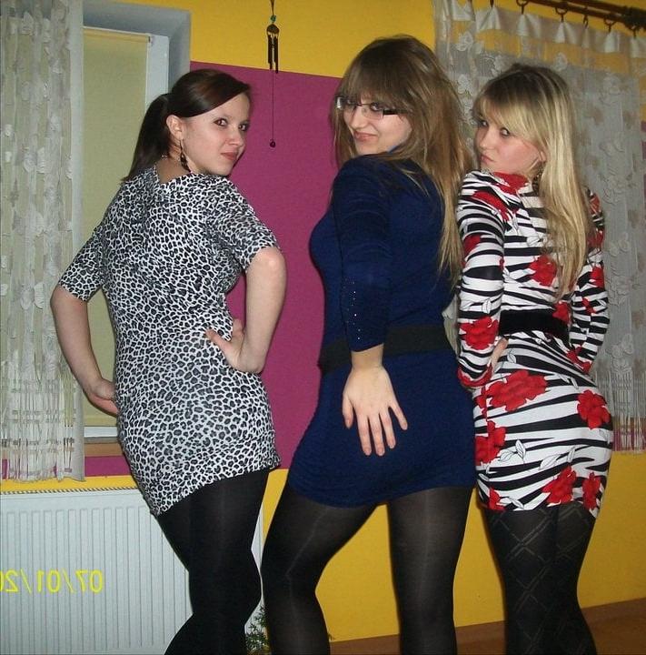 25P sexy females in tights pantyhose nylons 73
