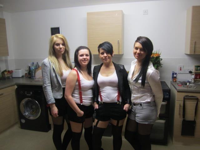 25P sexy females in tights pantyhose nylons 73