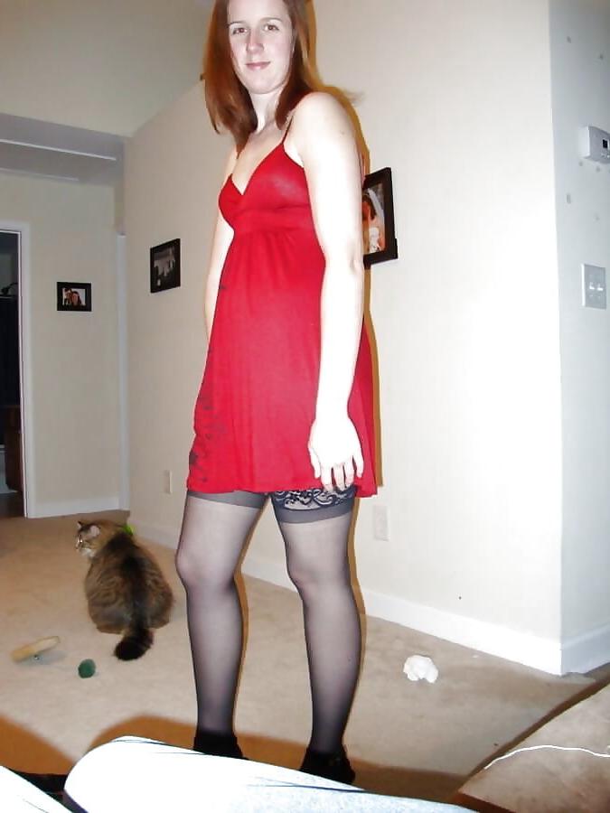 25P Mommy makes my little dick hard when she wears stockings