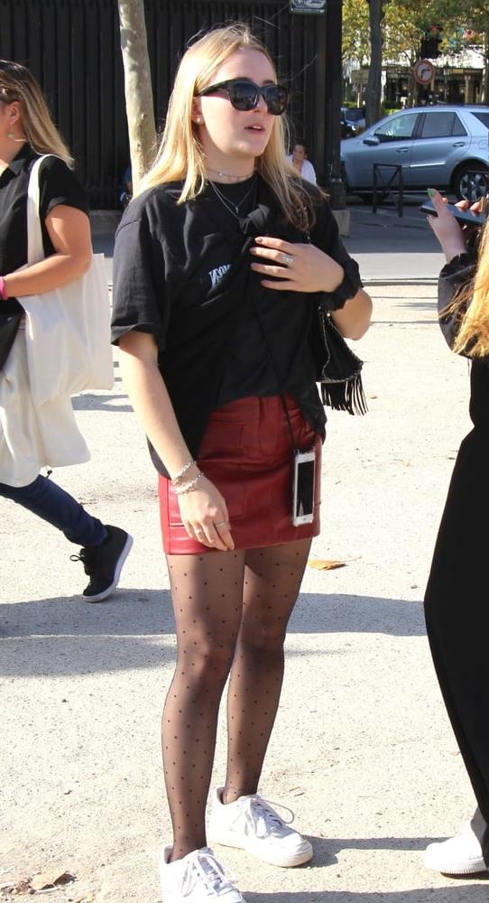 25P Street Pantyhose - French Sluts in PH and Leather Skirts