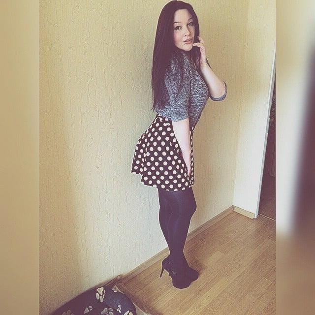 25P sexy females in tights pantyhose nylons 71