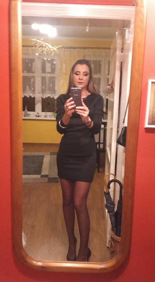 25P sexy females in tights pantyhose nylons 71