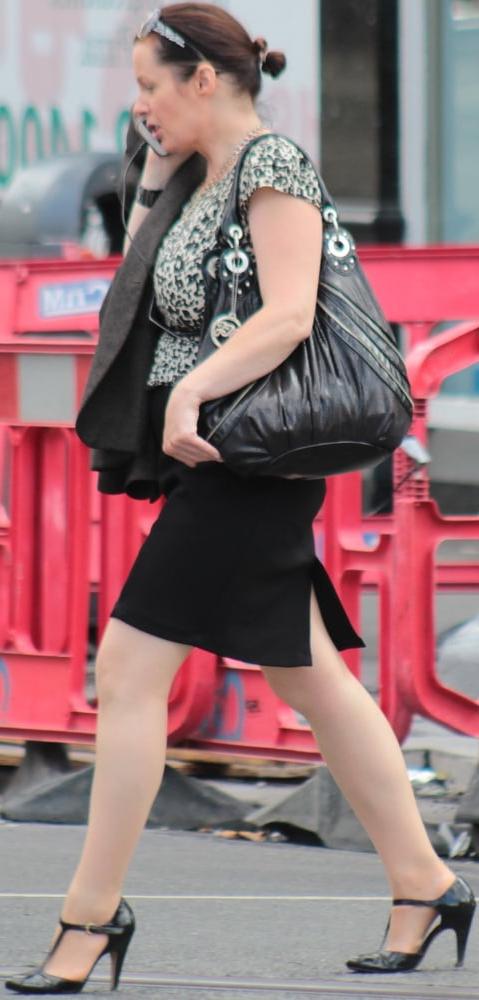 25P sexy street ladies in pantyhose 2