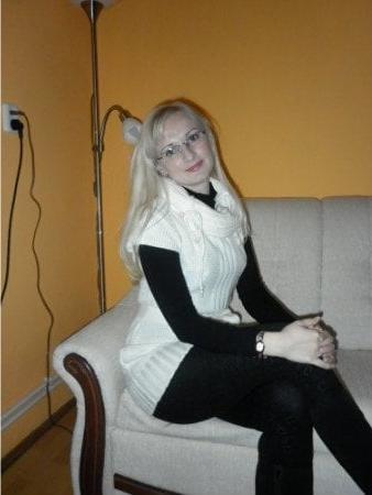 25P slender dirty whore Lera