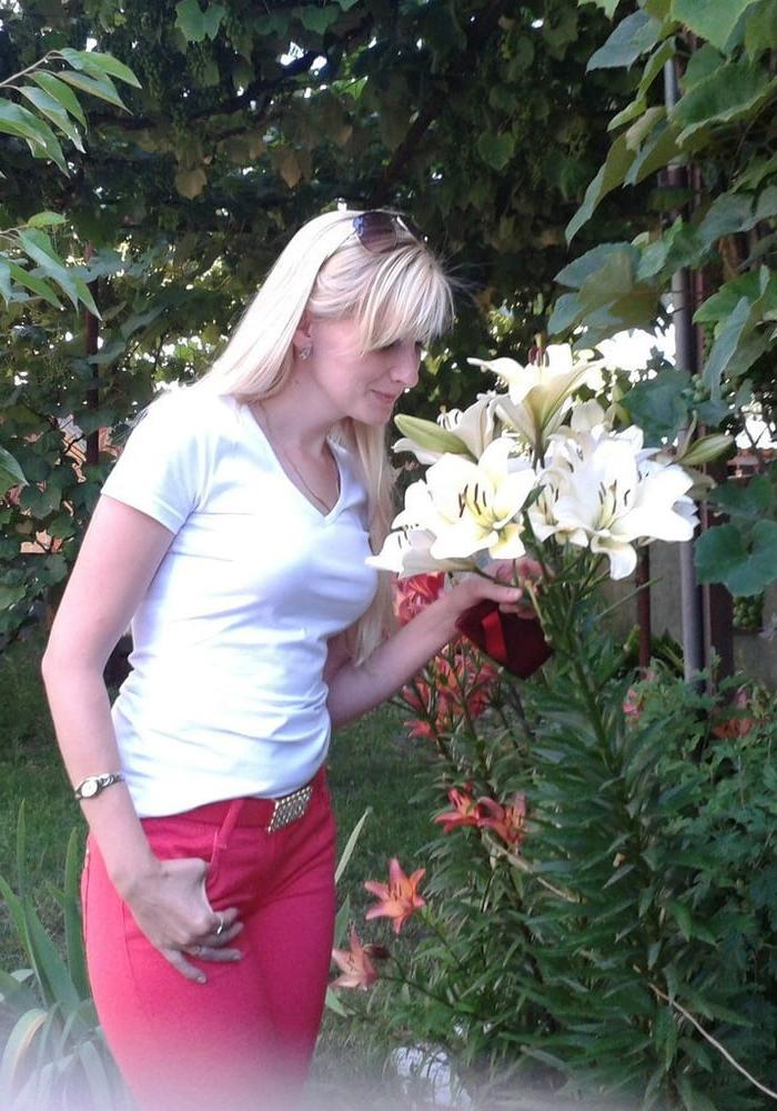 25P slender dirty whore Lera