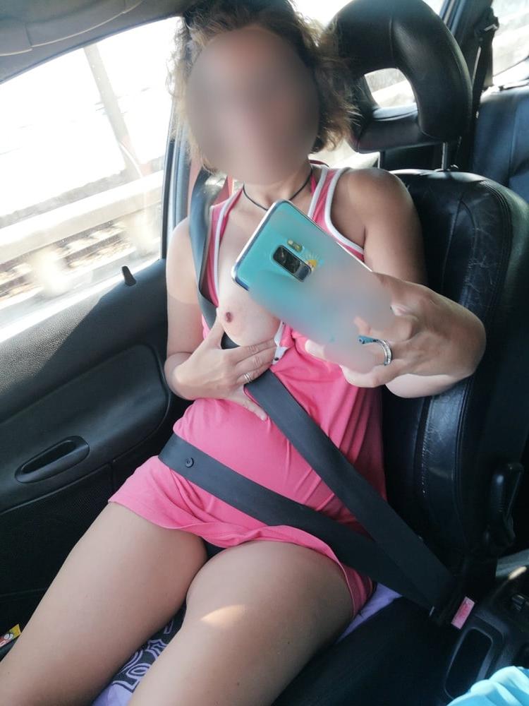 25P Mature milf outdoor exibitionist 3