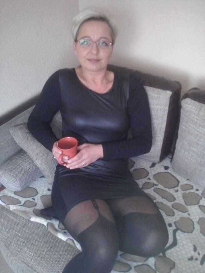25P sexy females in tights pantyhose nylons 68