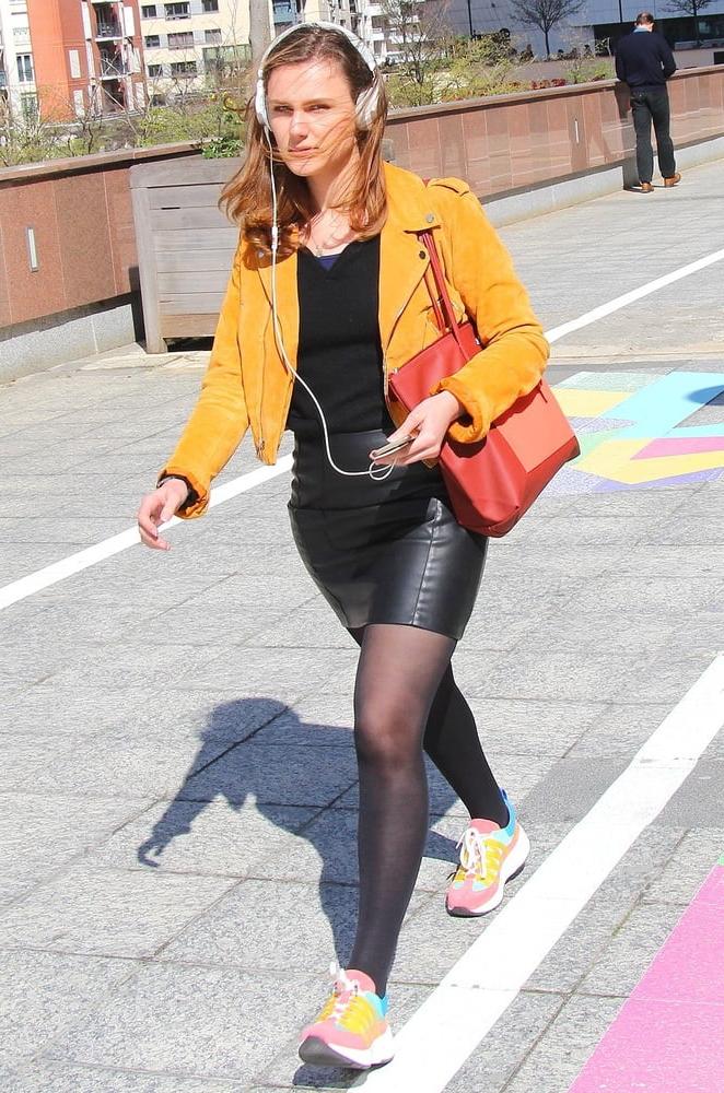 25P Street Pantyhose - French Sluts in PH and Leather Skirts