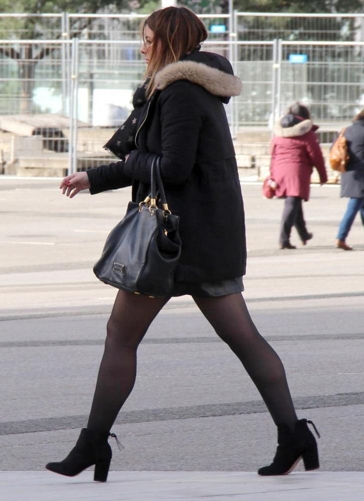 25P Street Pantyhose - French Sluts in PH and Leather Skirts