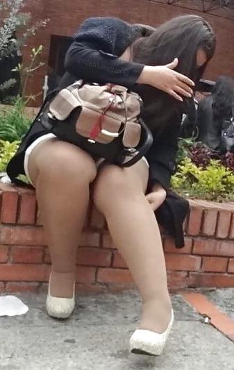 25P sexy street ladies in pantyhose